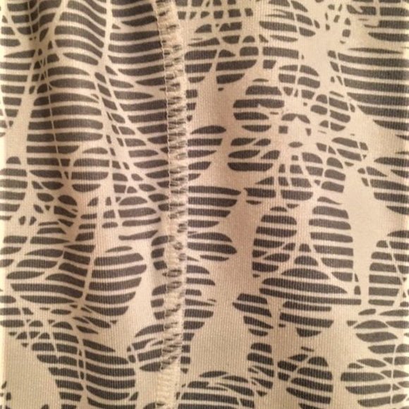 Mondetta Full Zip AthleisureJacket - Picture 8 of 10